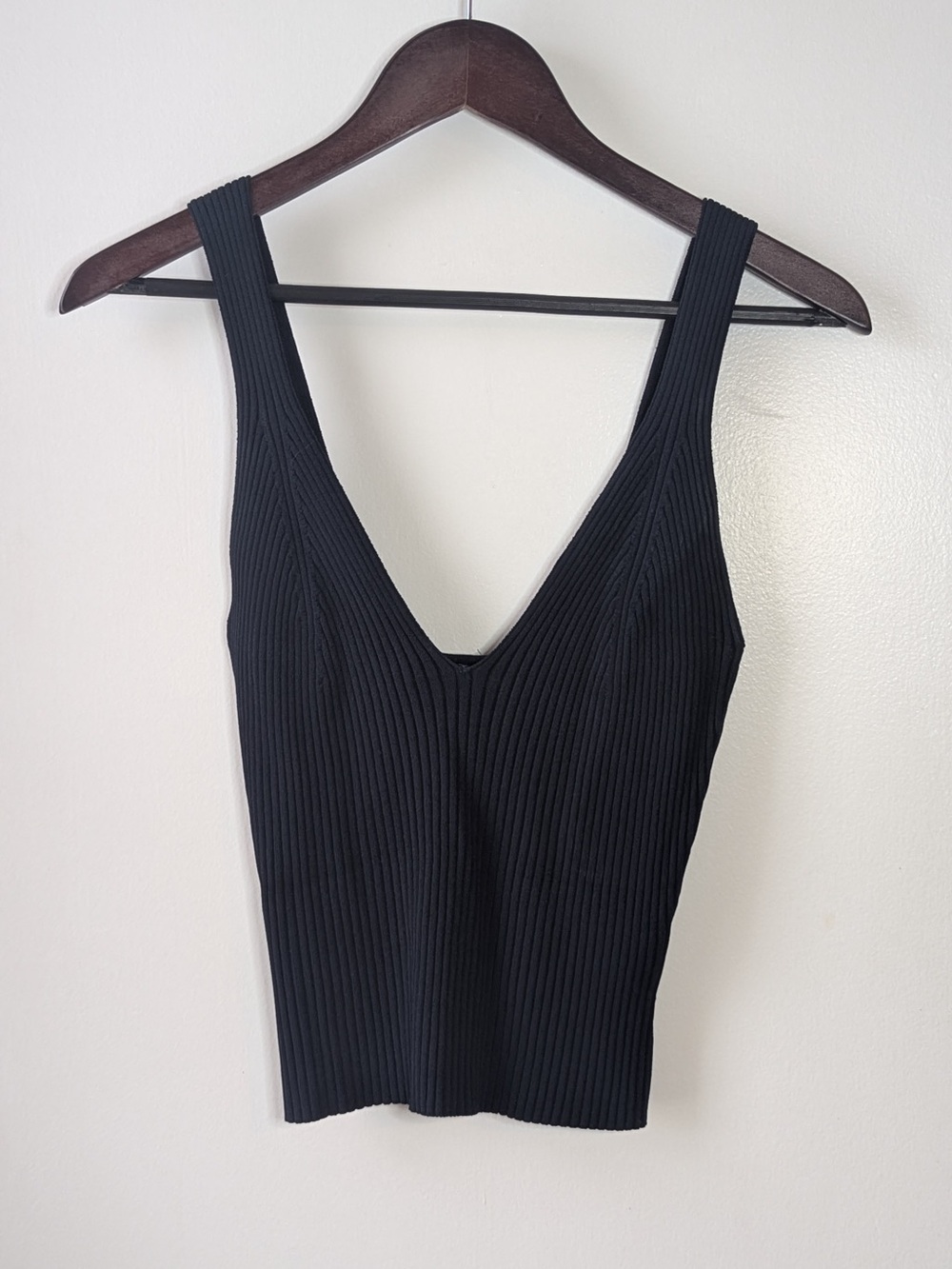 Good American Navy Blue Ribbed V-Neck Tank